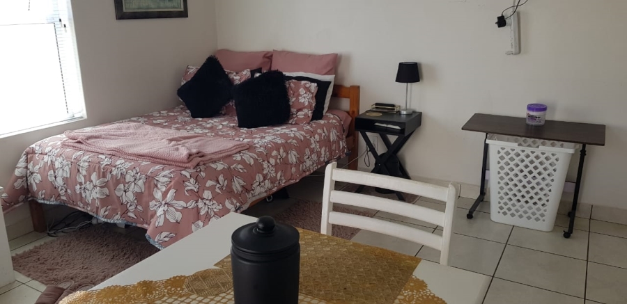 To Let 1 Bedroom Property for Rent in Laguna Sands Western Cape